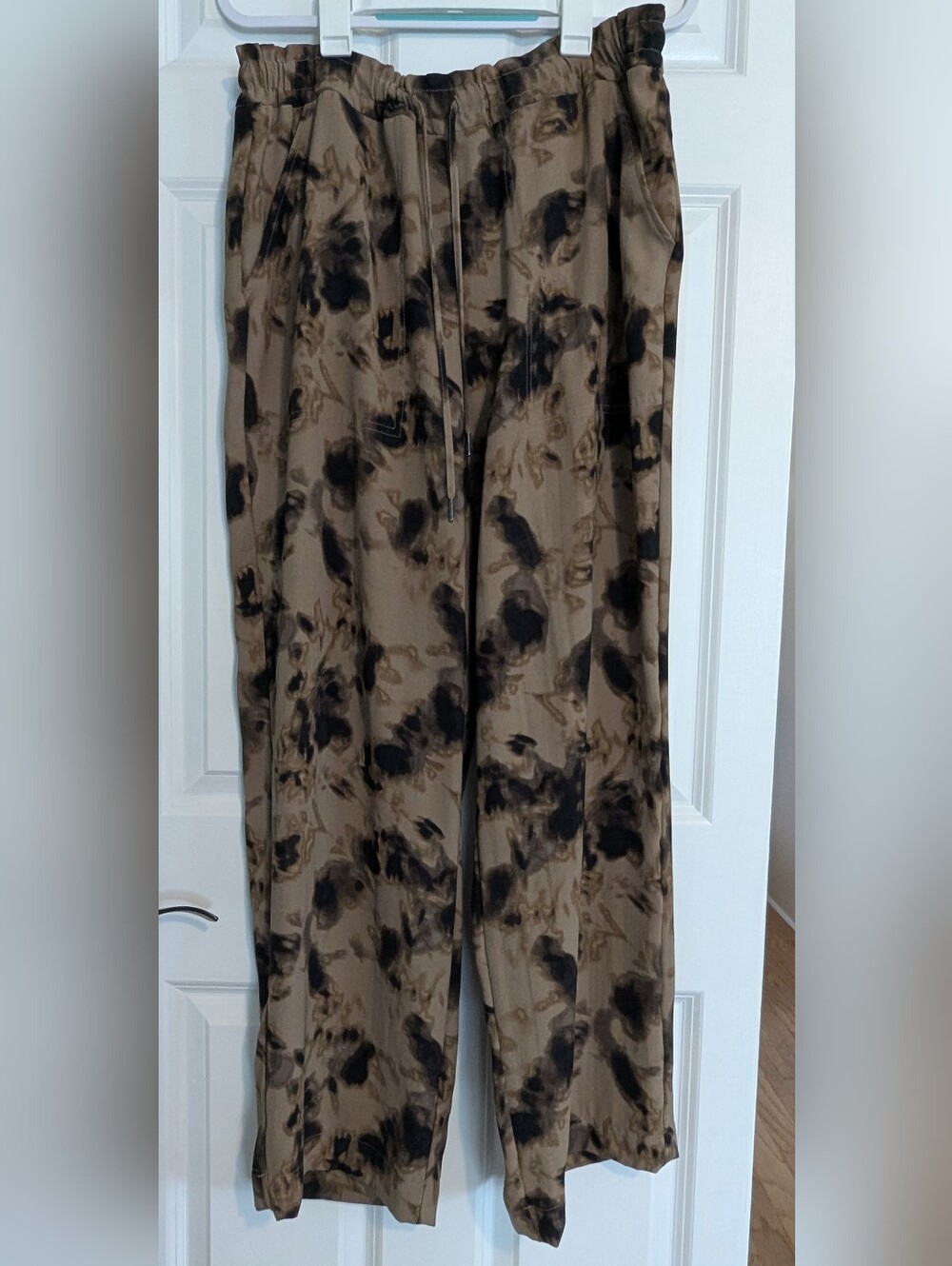 Simply Vera Vera Wang Brown and Black Abstract Print Wide-Leg Pants